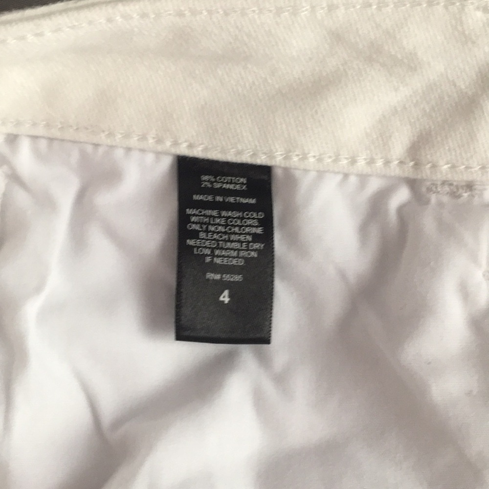Express Jean Shorts - Picture 3 of 4